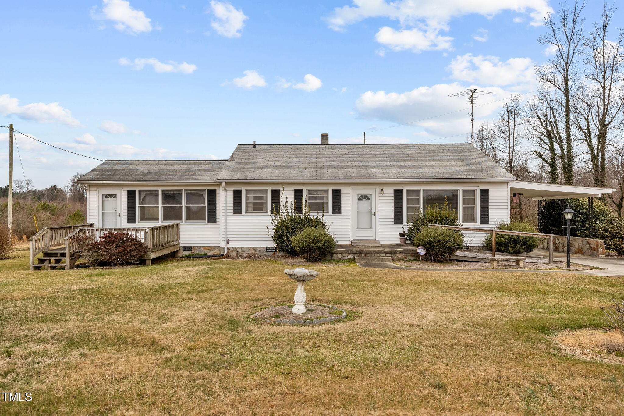 1100 Ben Smith Road Road Property Photo 1