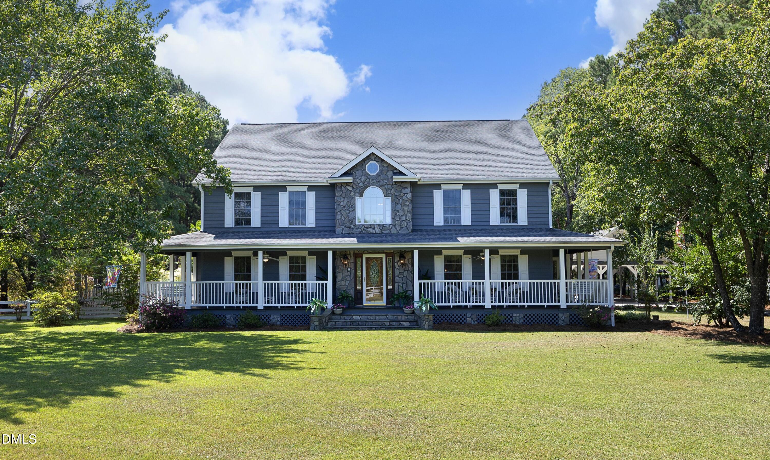 1746 Little Divine Road Property Photo 1
