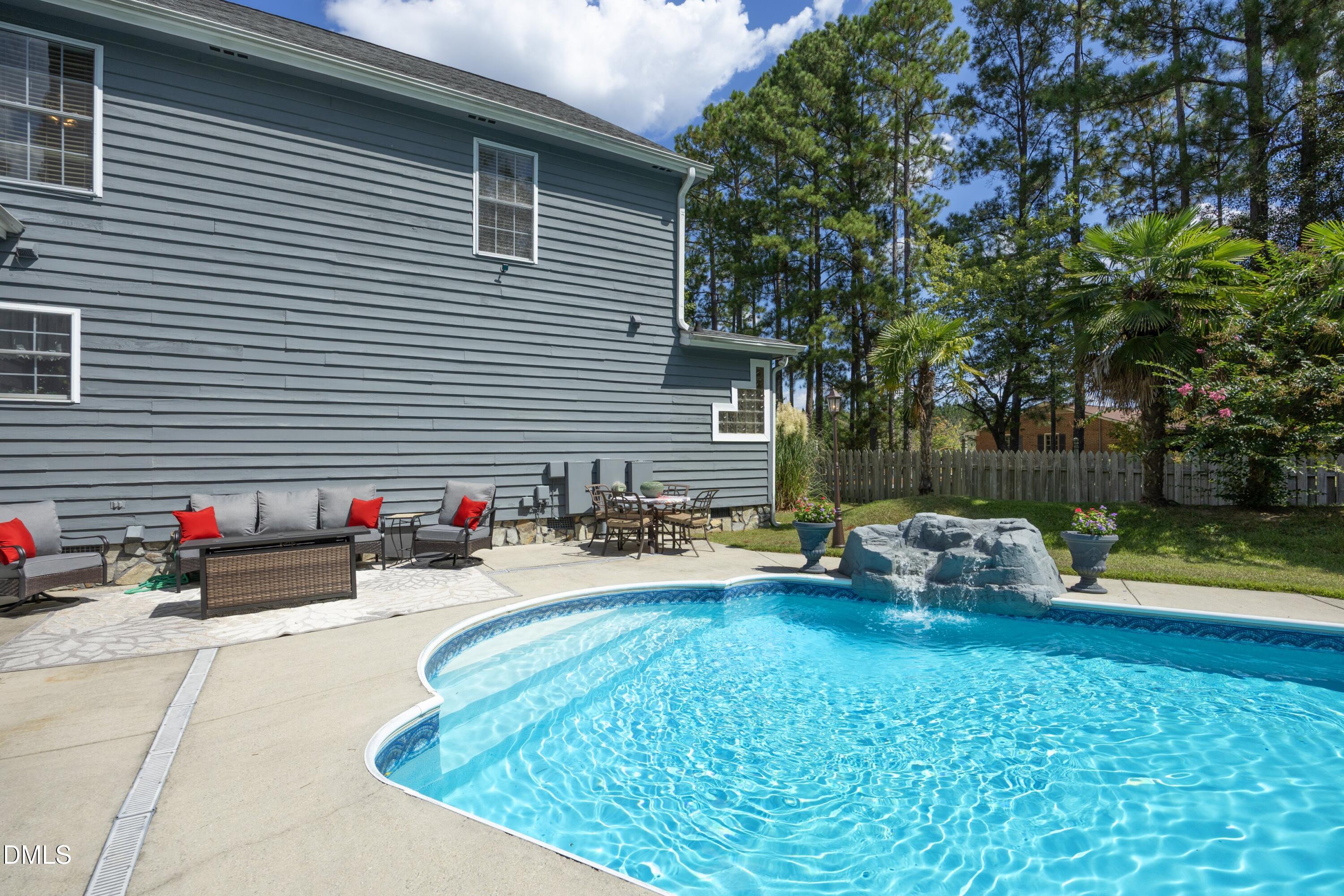 1746 Little Divine Road Property Photo 6