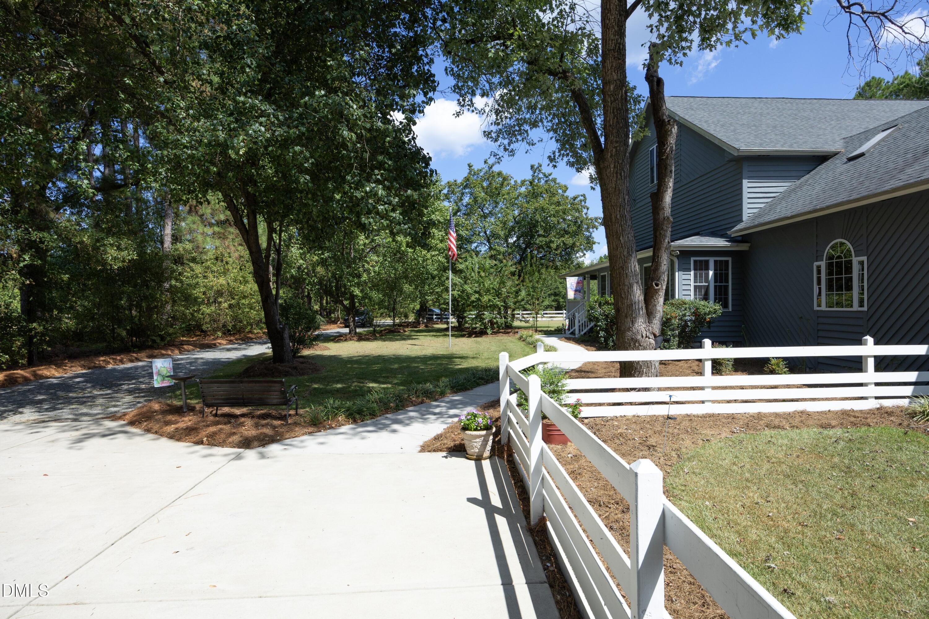 1746 Little Divine Road Property Photo 12