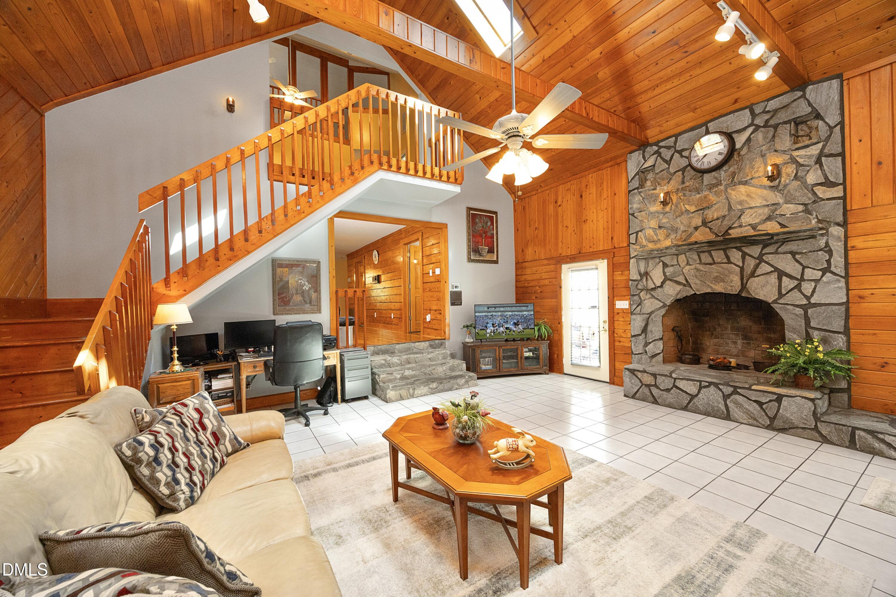 1746 Little Divine Road Property Photo 36