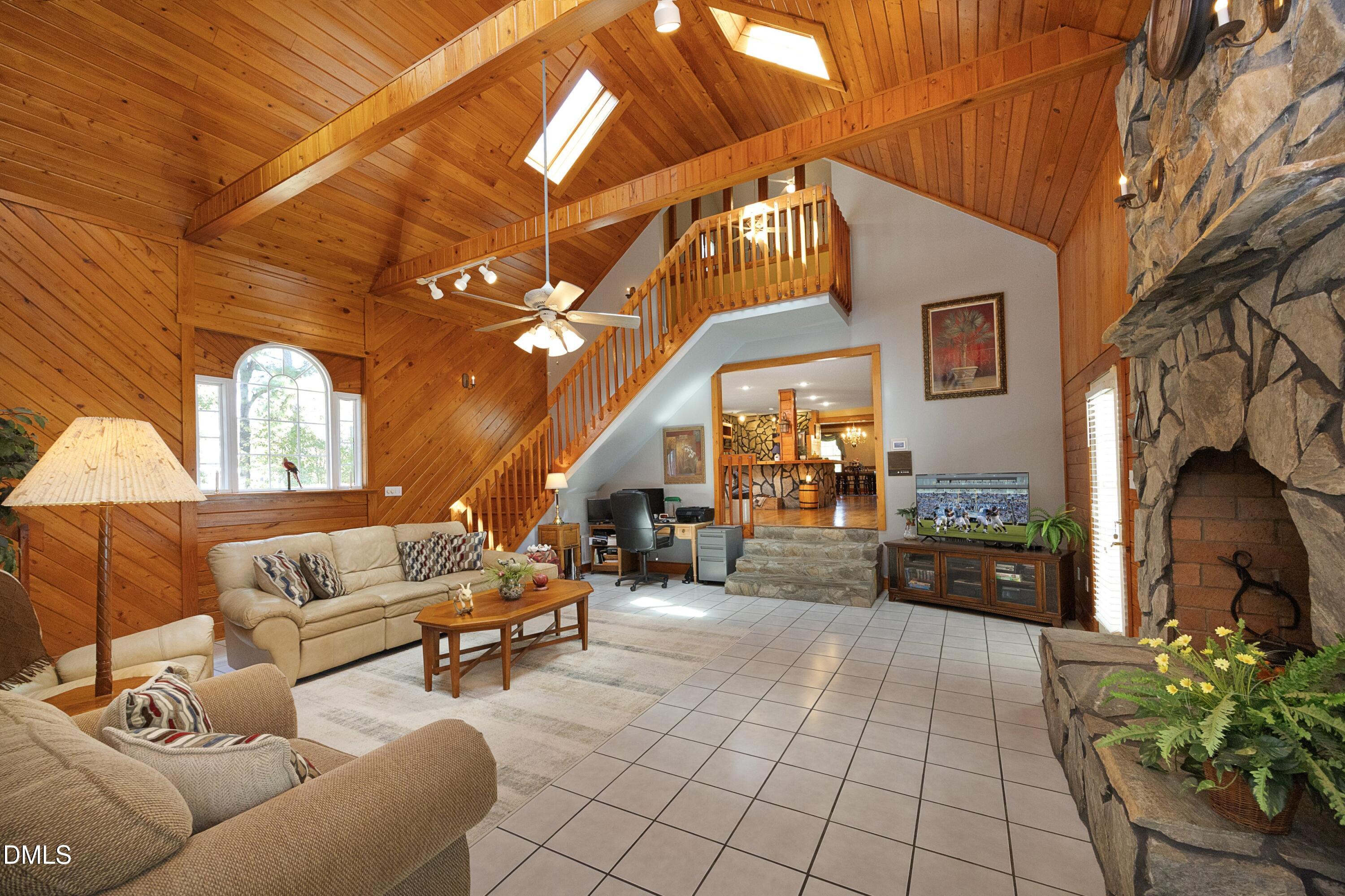 1746 Little Divine Road Property Photo 37