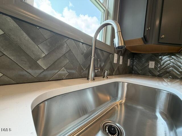 100 Lynn Lane Property Photo 2