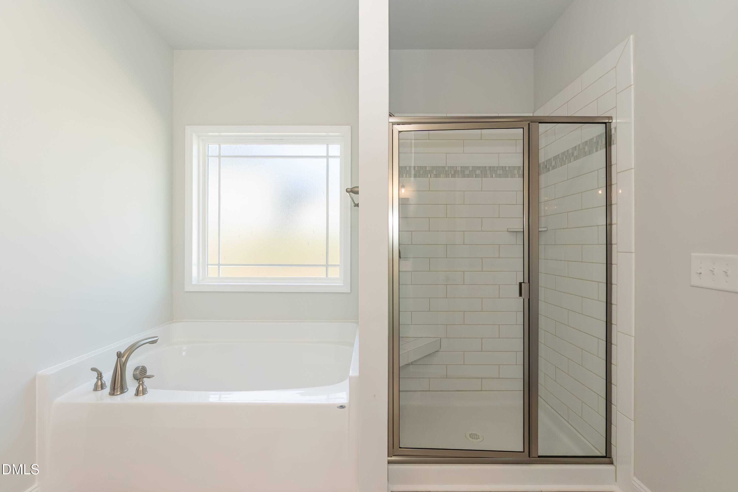 63 Leslie Court Property Photo 11