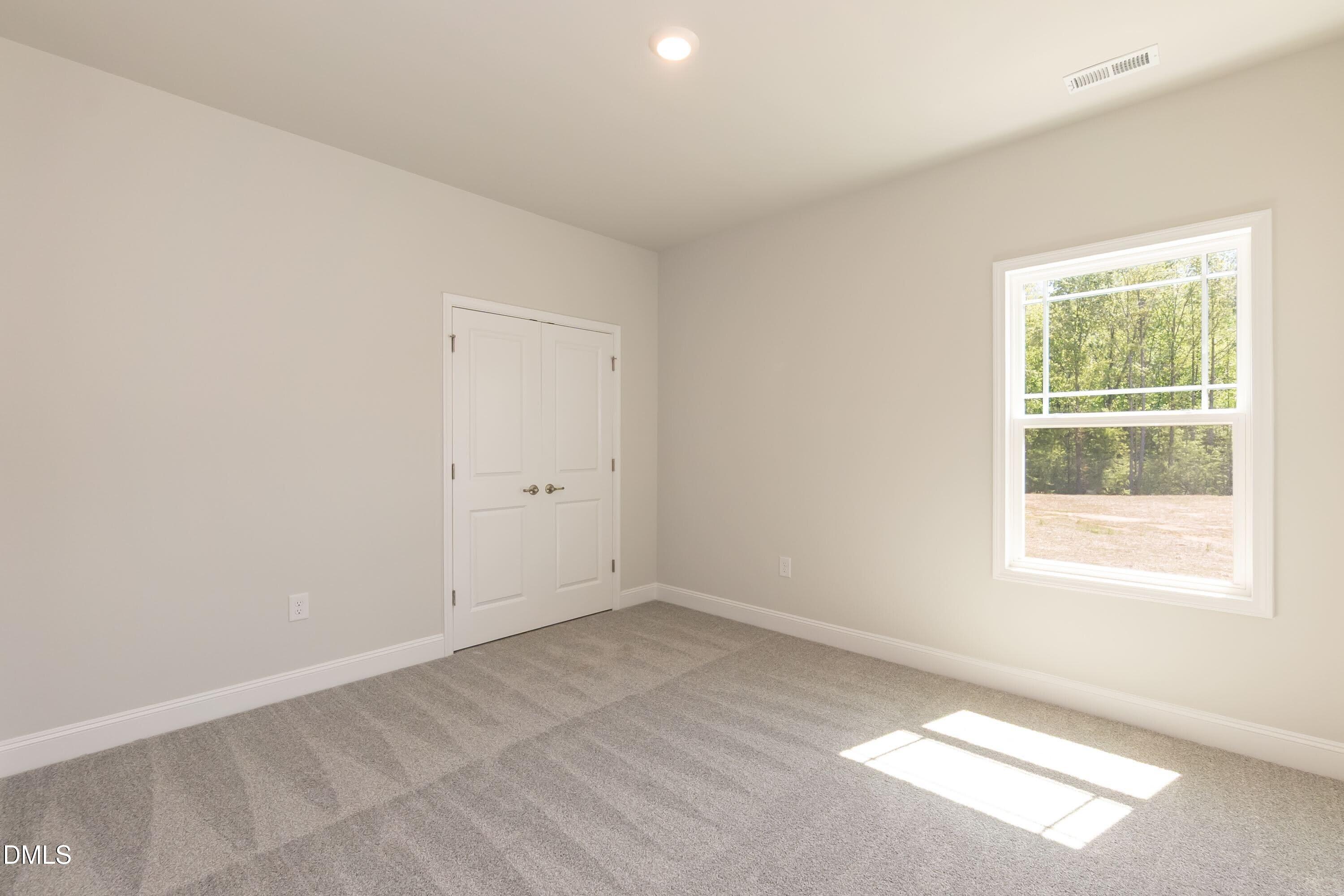 63 Leslie Court Property Photo 14
