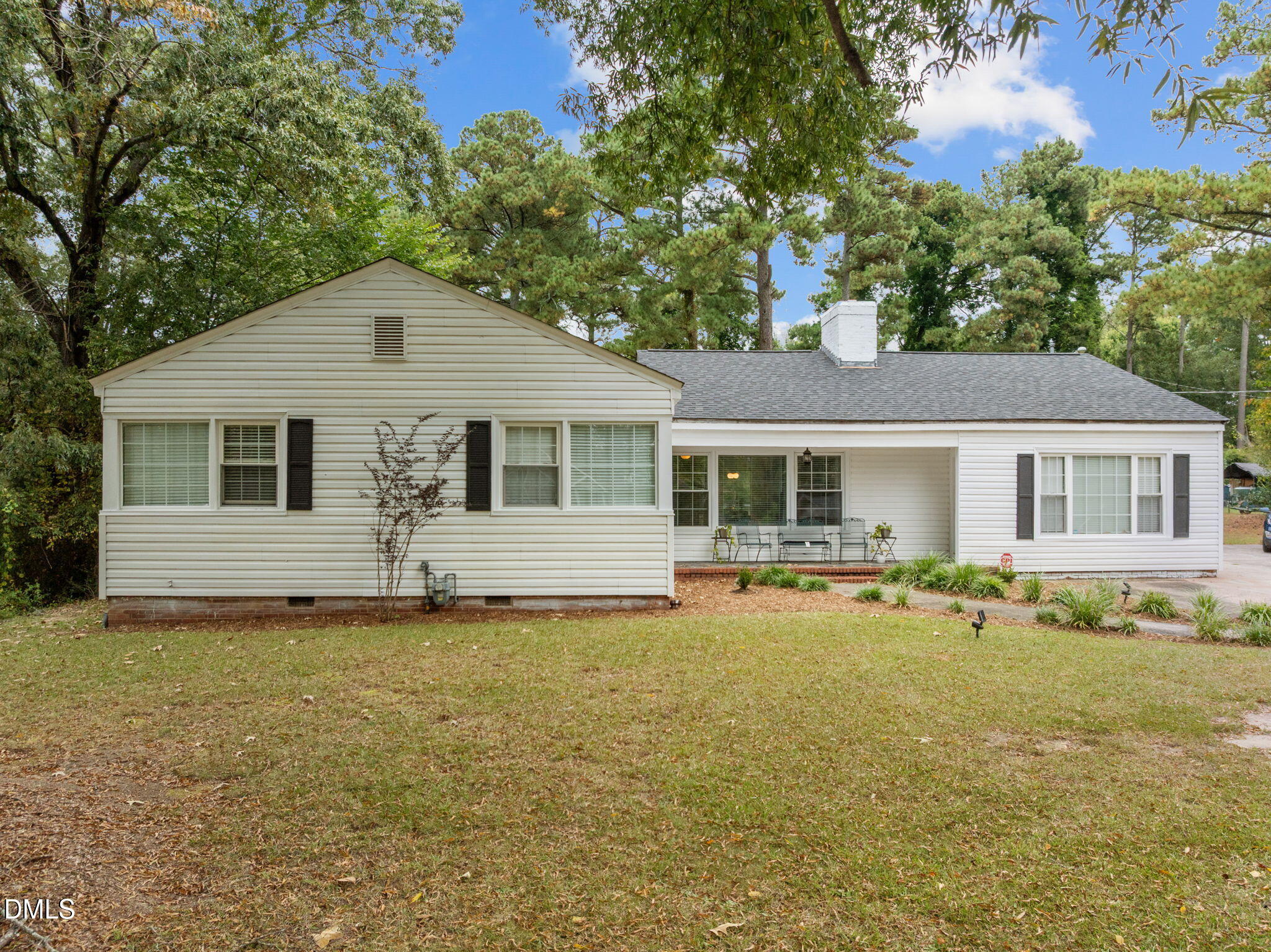 2605 Holloway Street Property Photo 1