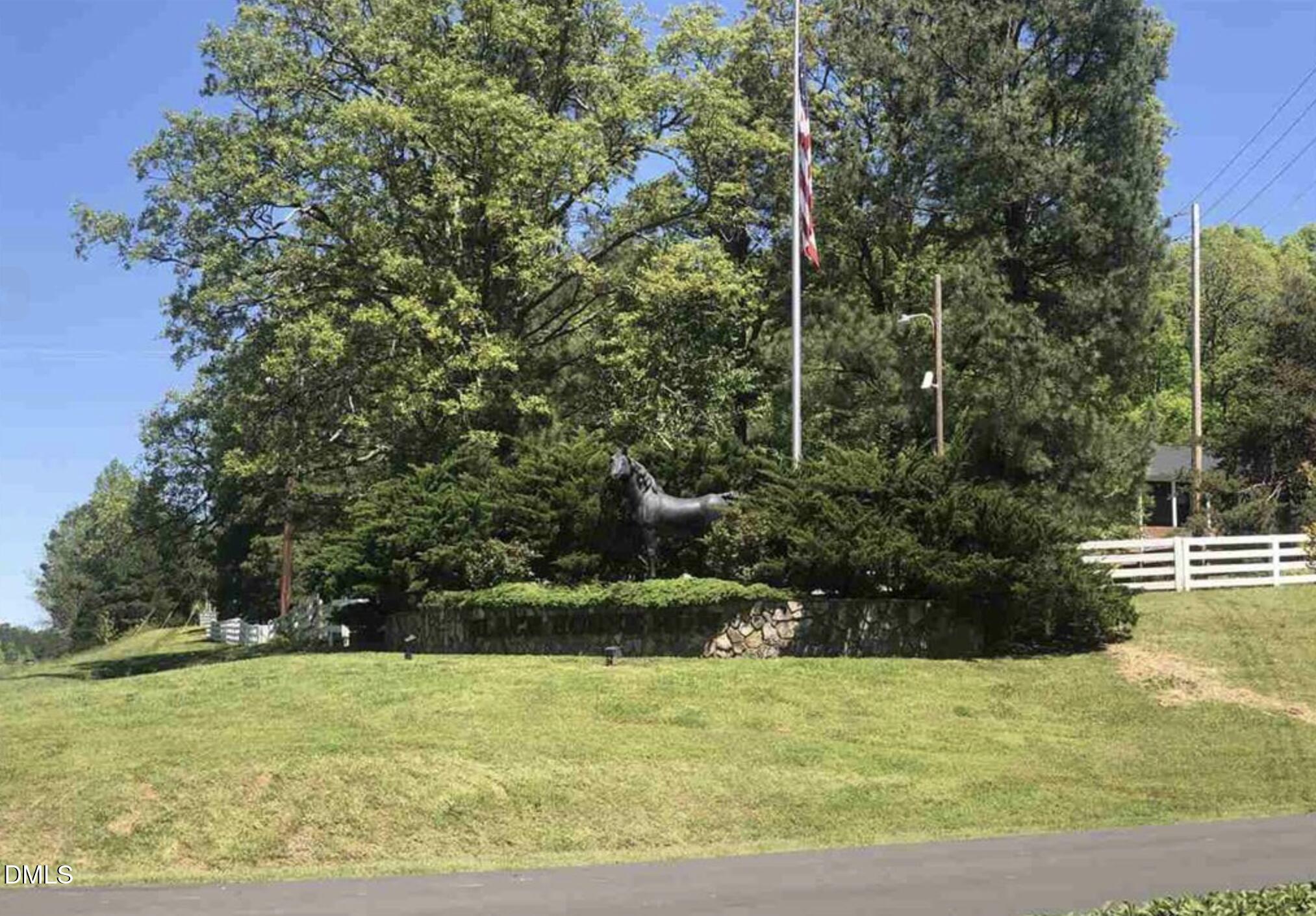 404 Phar Lap Lane Property Photo 1