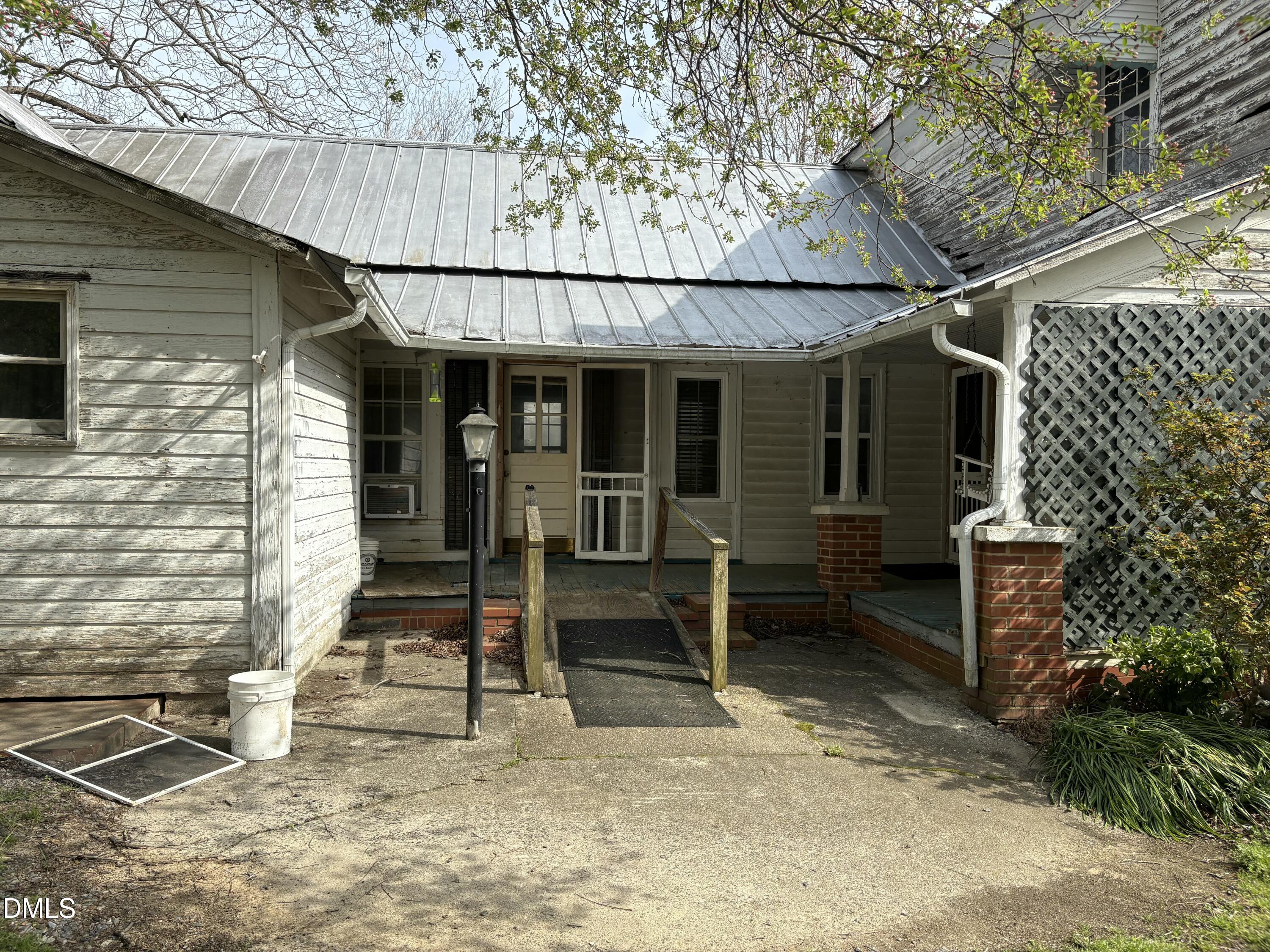 1204 Winfred Brady Road Property Photo 2