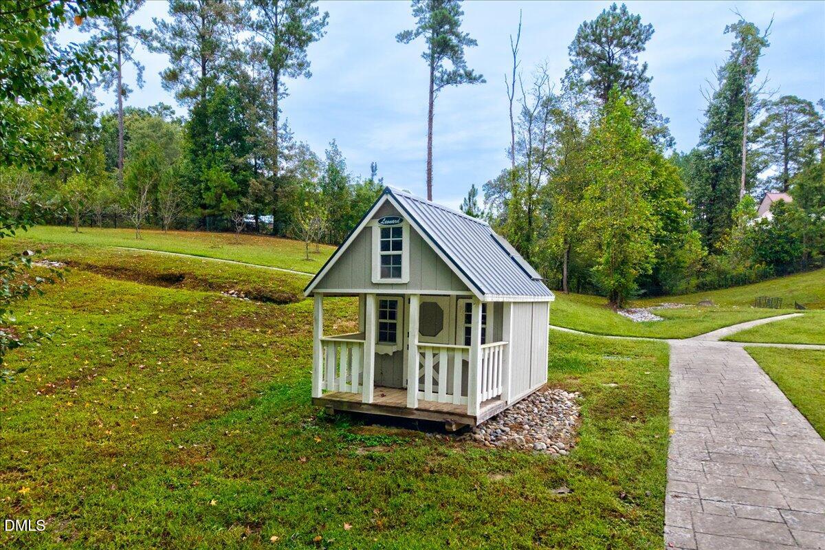 1612 S Main Street Property Photo 8