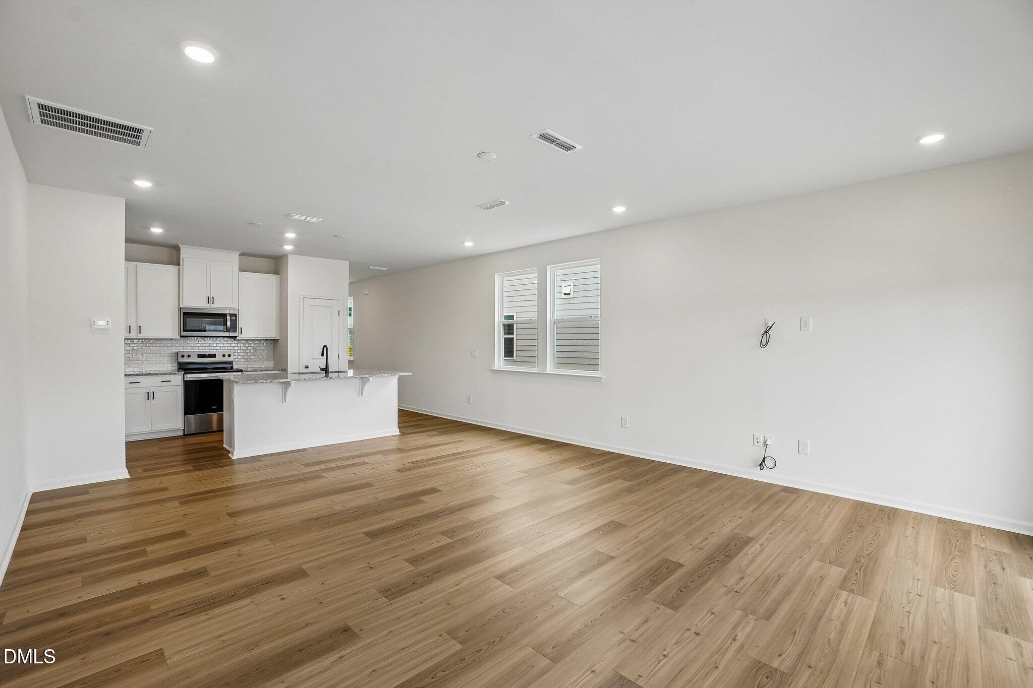 2017 Oakdale Drive Property Photo 10