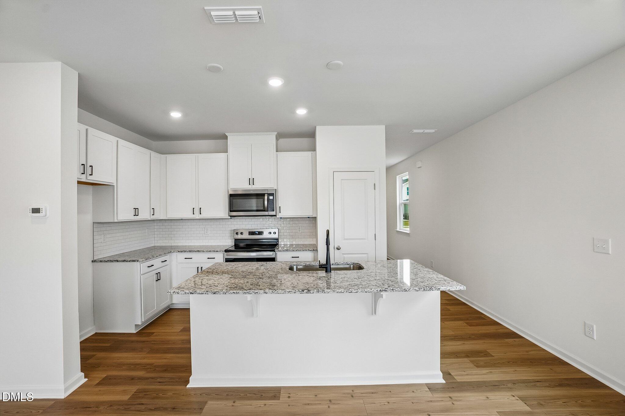2017 Oakdale Drive Property Photo 11