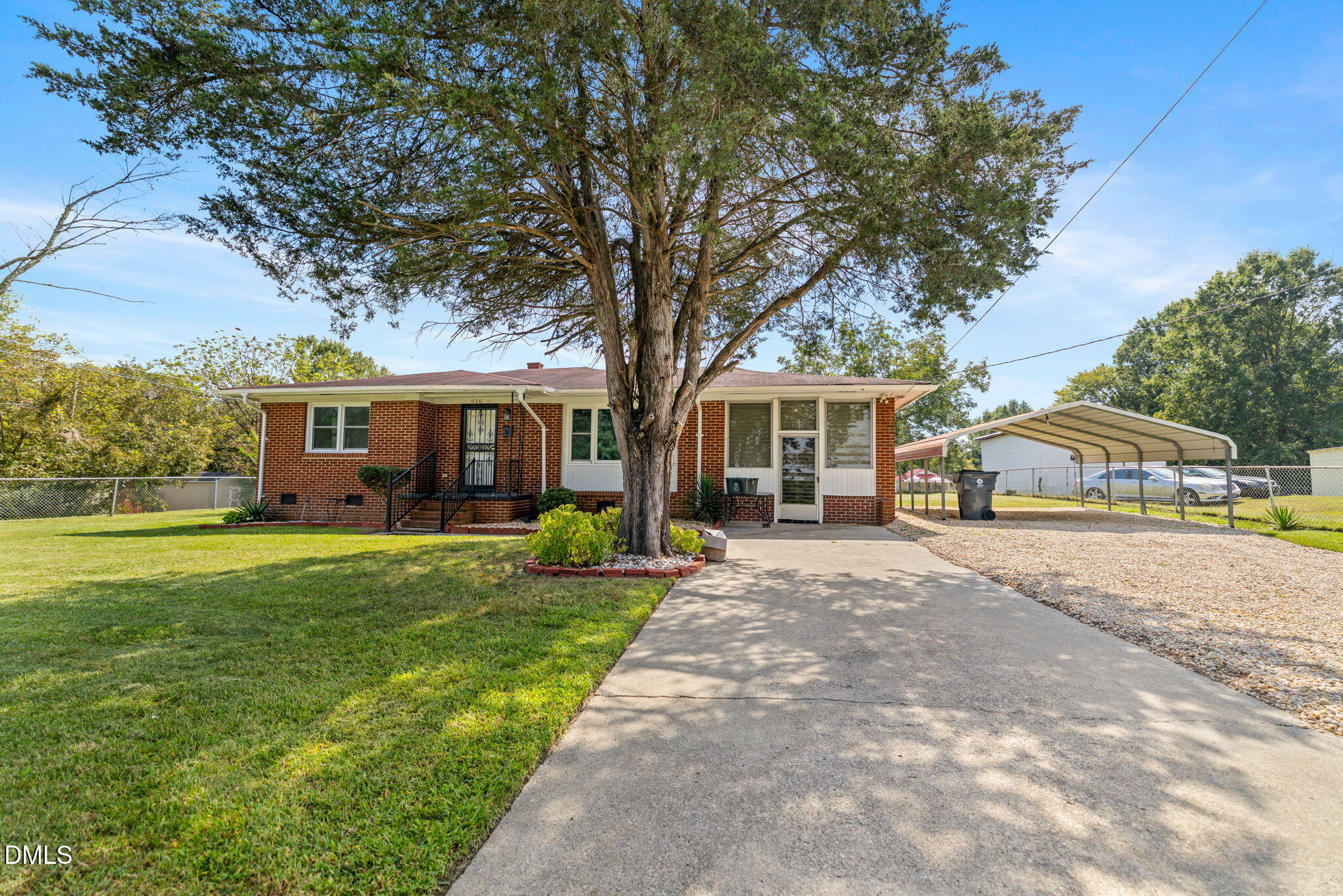 936 Eaton Street Property Photo 1