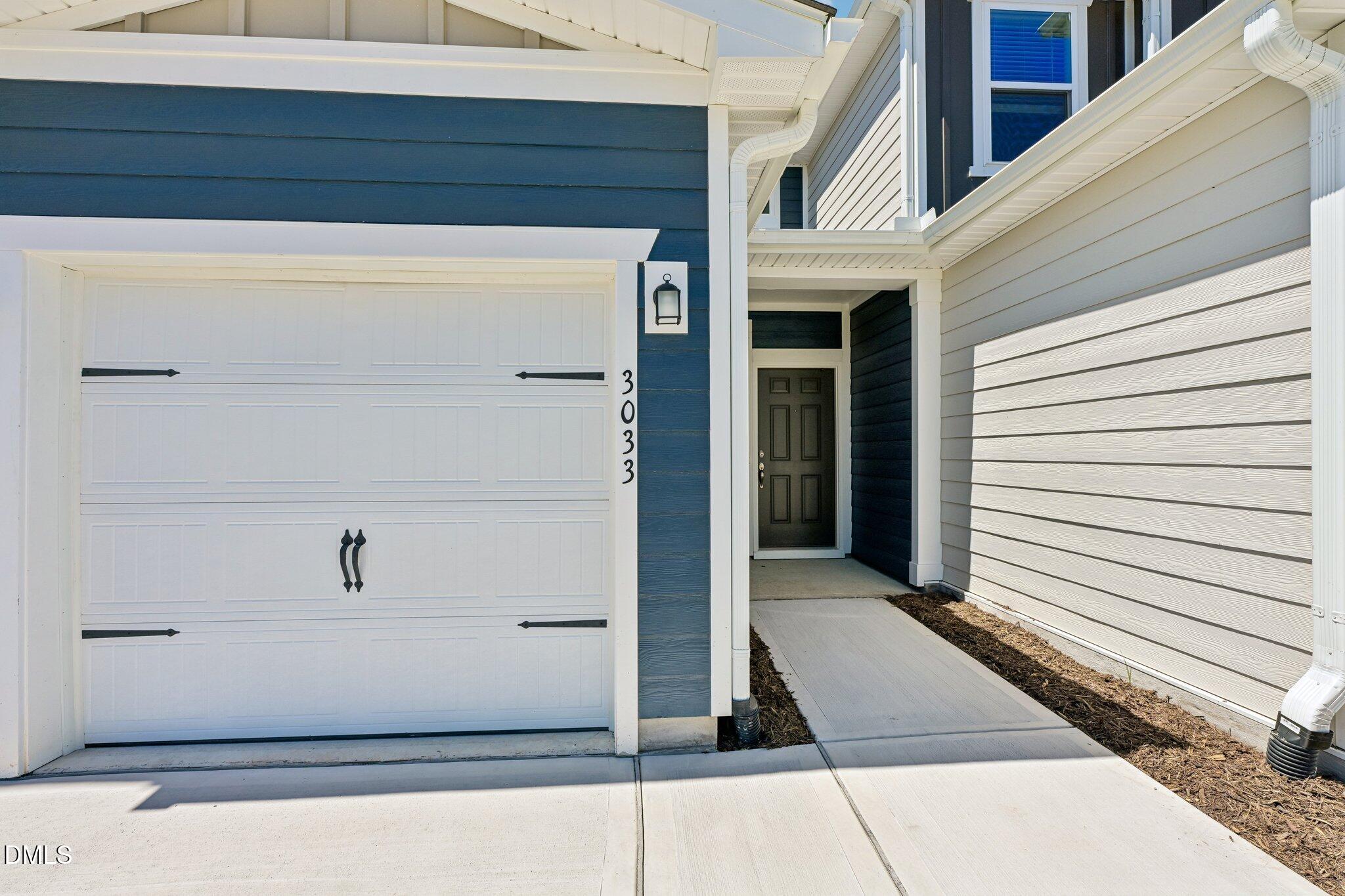 3033 Glen Lyon Drive Property Photo 6