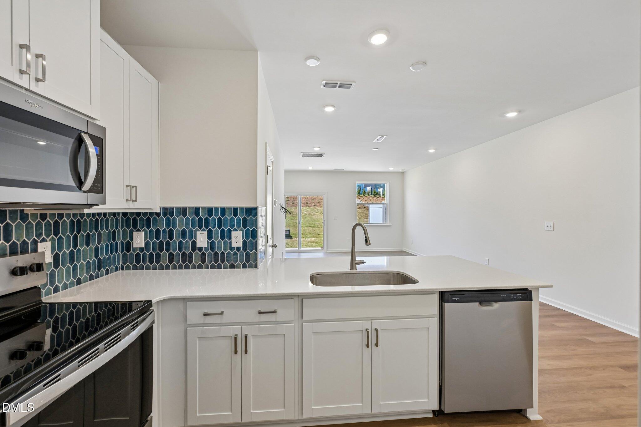 3033 Glen Lyon Drive Property Photo 12