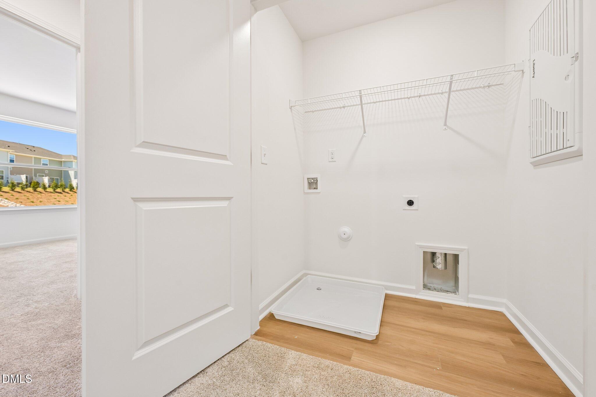 3033 Glen Lyon Drive Property Photo 22