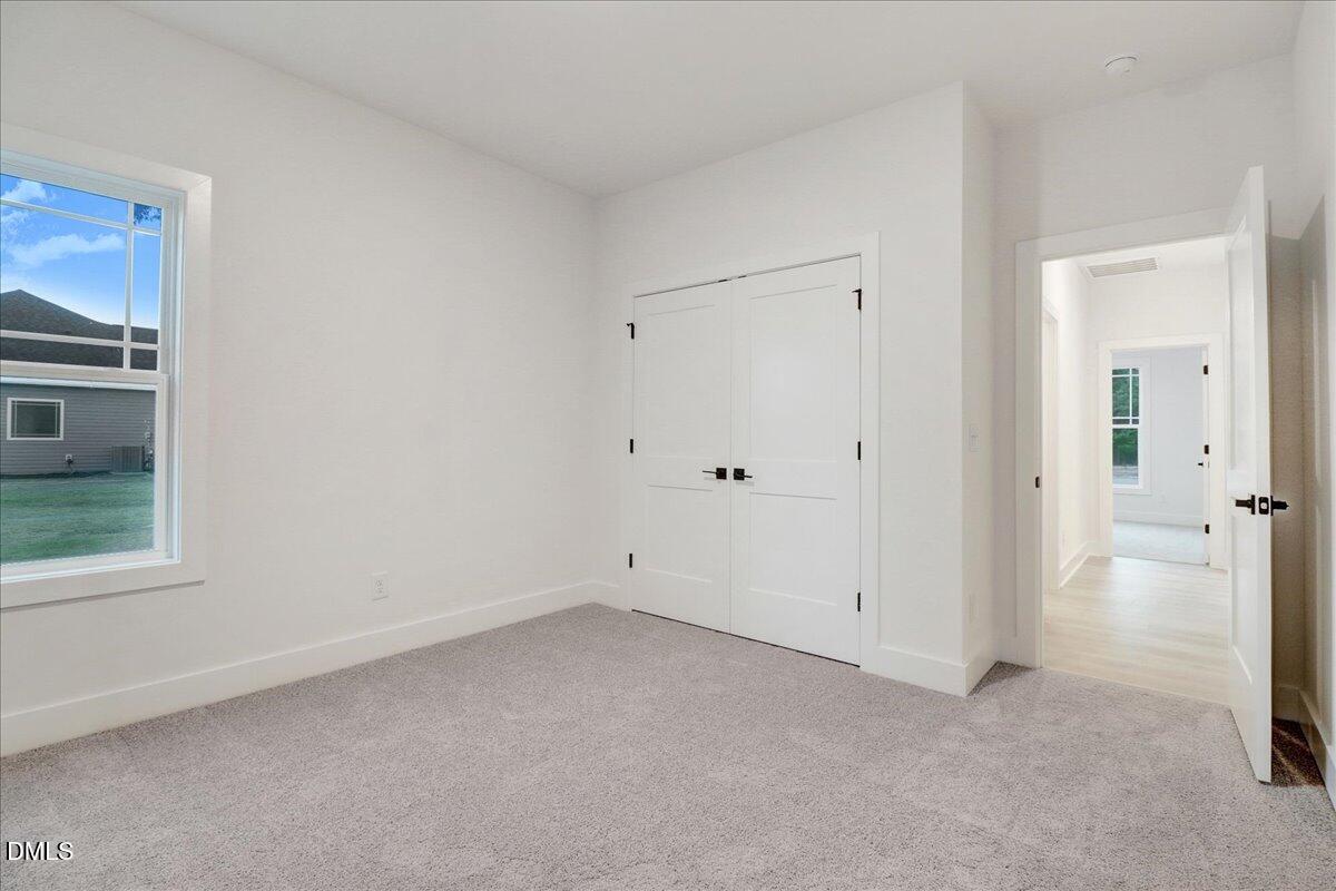 79 Leslie Court Property Photo 32