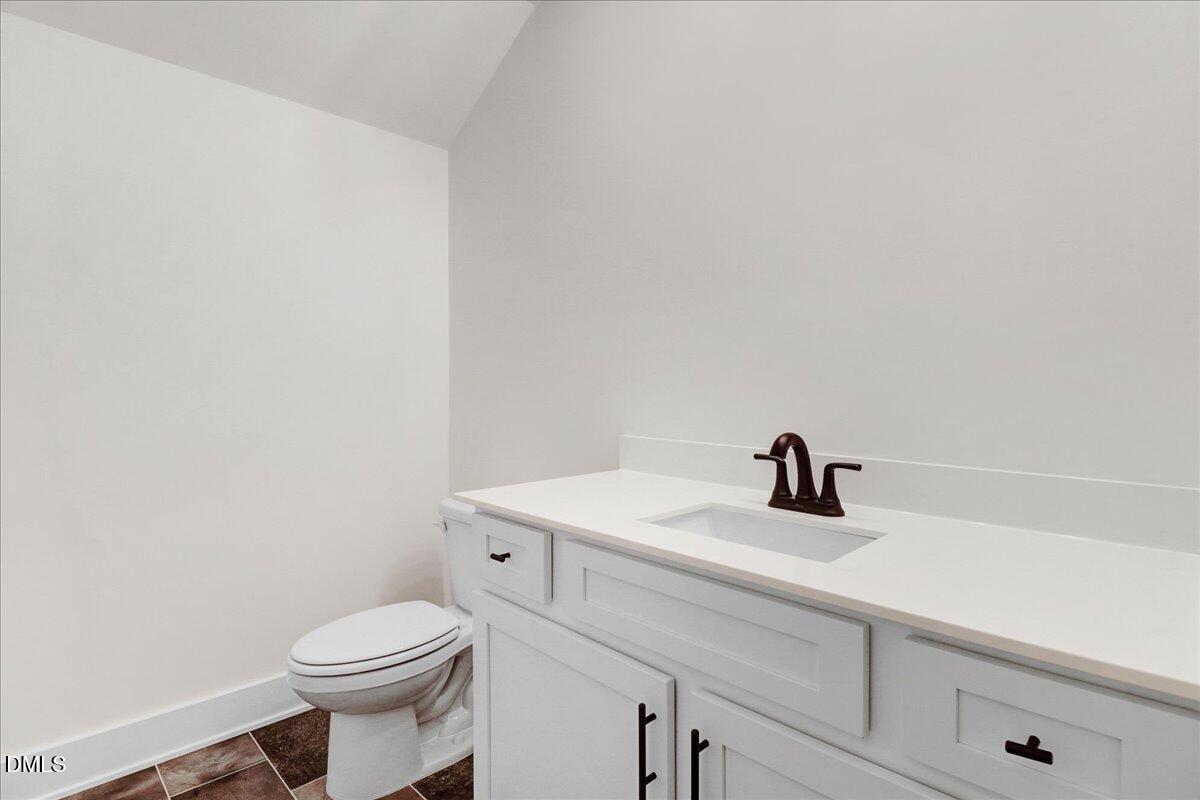 79 Leslie Court Property Photo 36