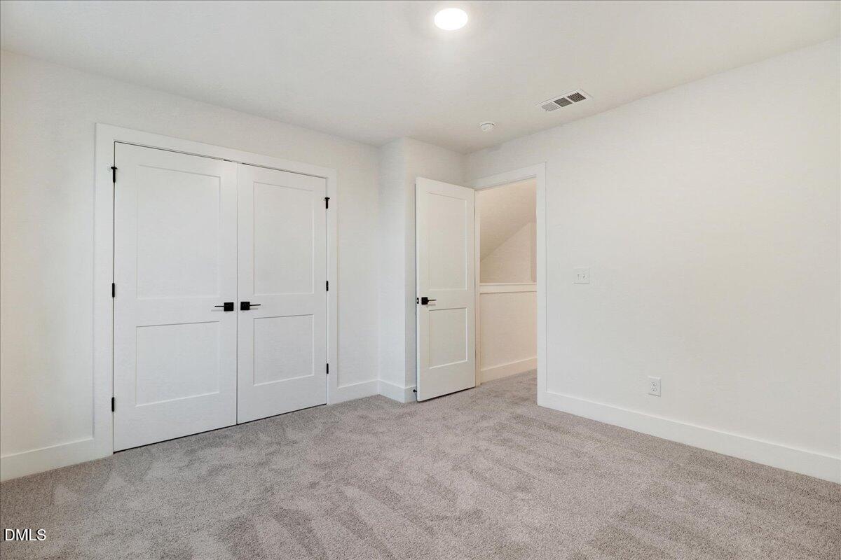 79 Leslie Court Property Photo 38