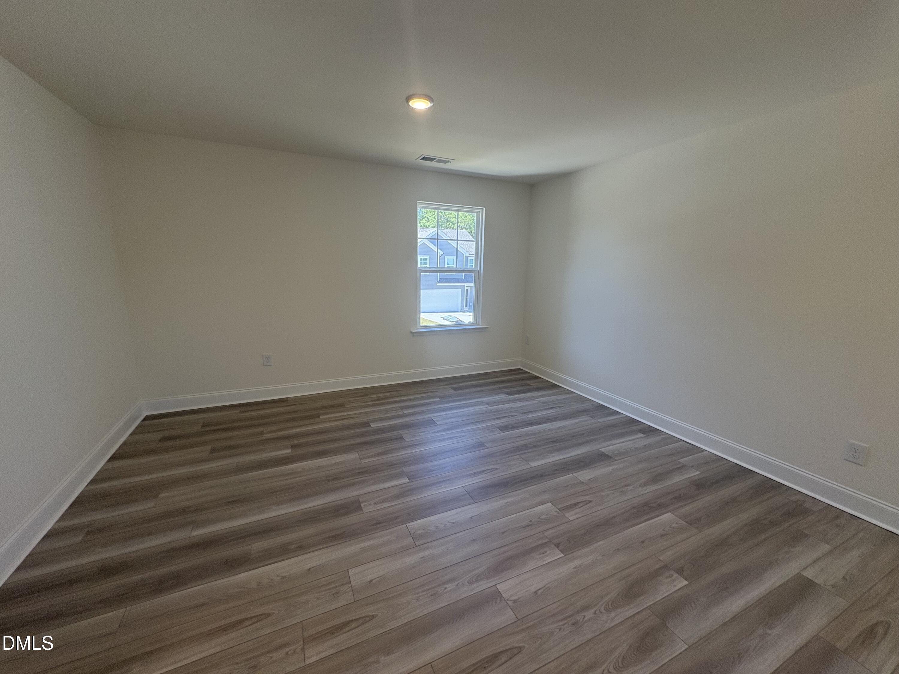106 Favored Avenue Property Photo 11