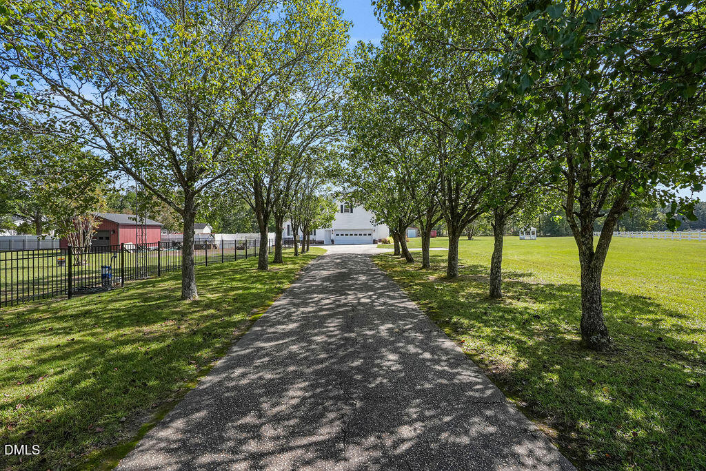 121 Erwin Avenue Property Photo 6