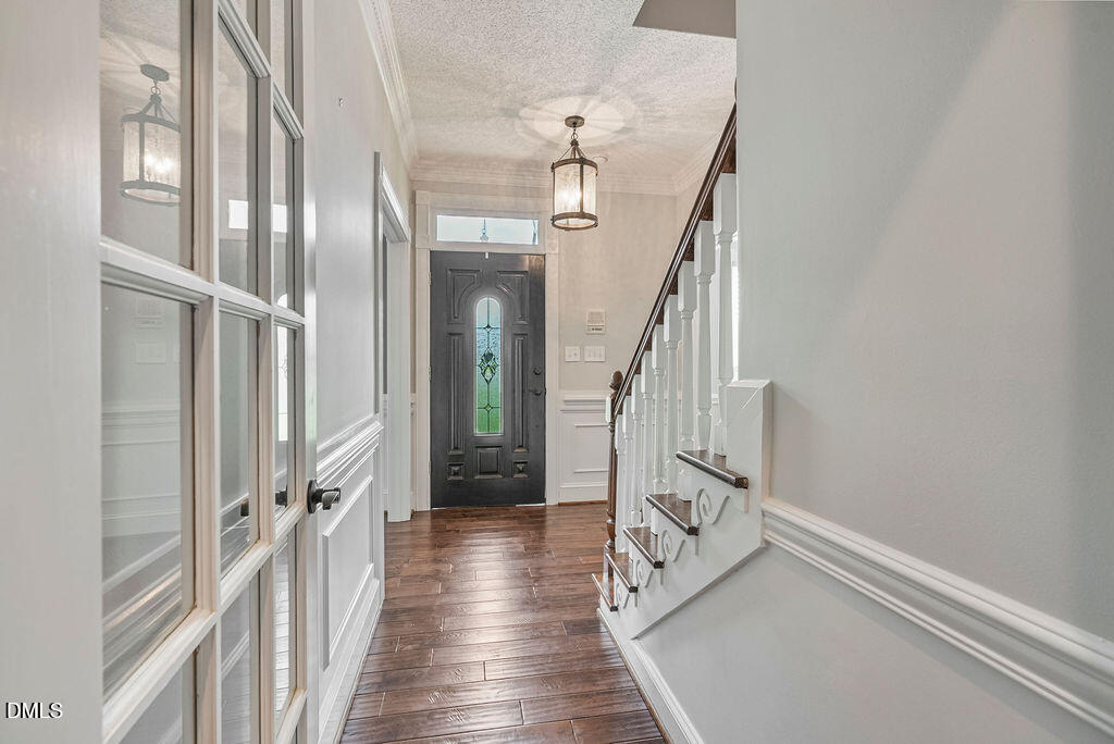 121 Erwin Avenue Property Photo 10