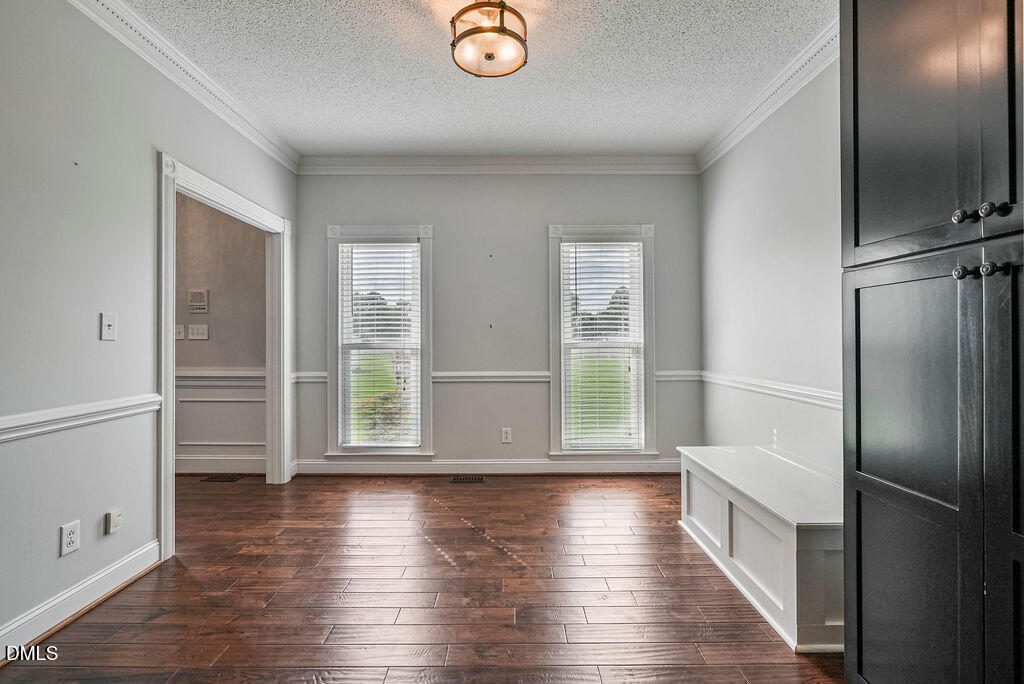 121 Erwin Avenue Property Photo 15