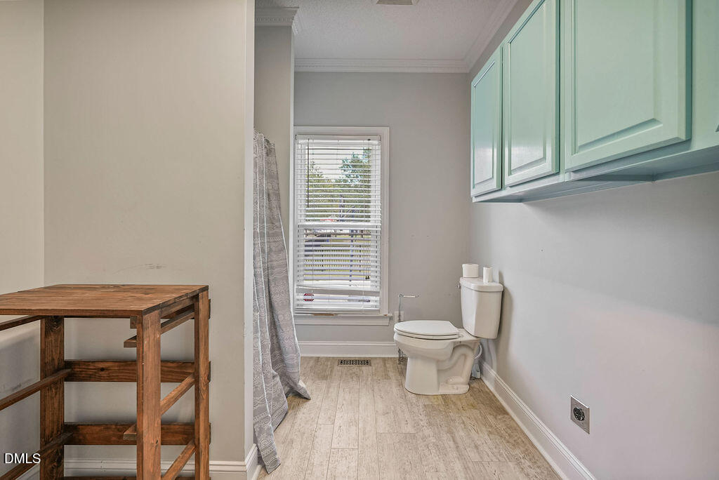 121 Erwin Avenue Property Photo 28