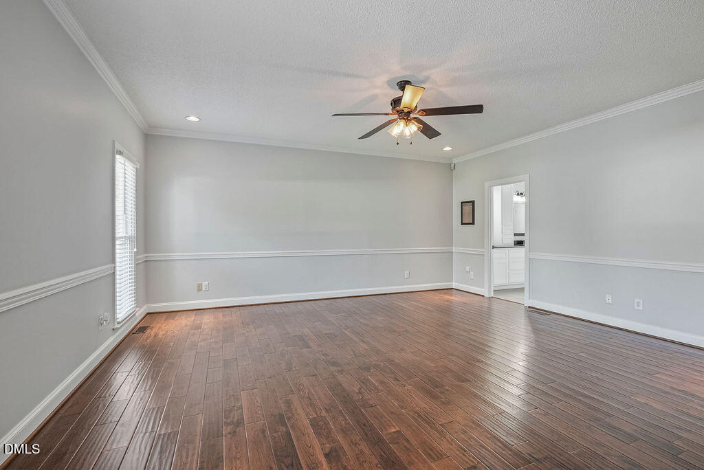 121 Erwin Avenue Property Photo 33