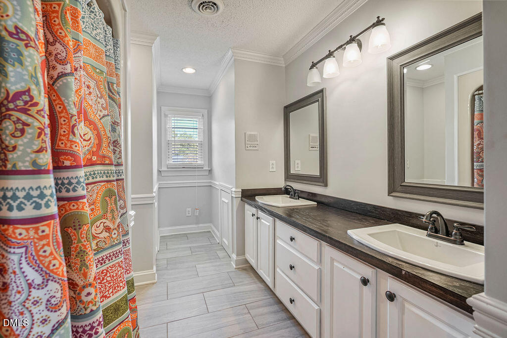 121 Erwin Avenue Property Photo 44