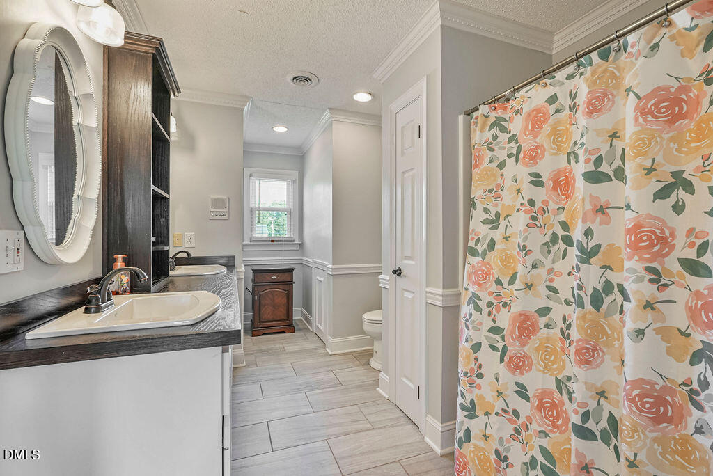 121 Erwin Avenue Property Photo 50
