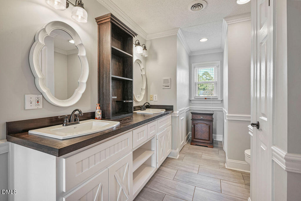 121 Erwin Avenue Property Photo 51
