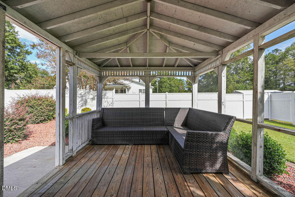 121 Erwin Avenue Property Photo 68