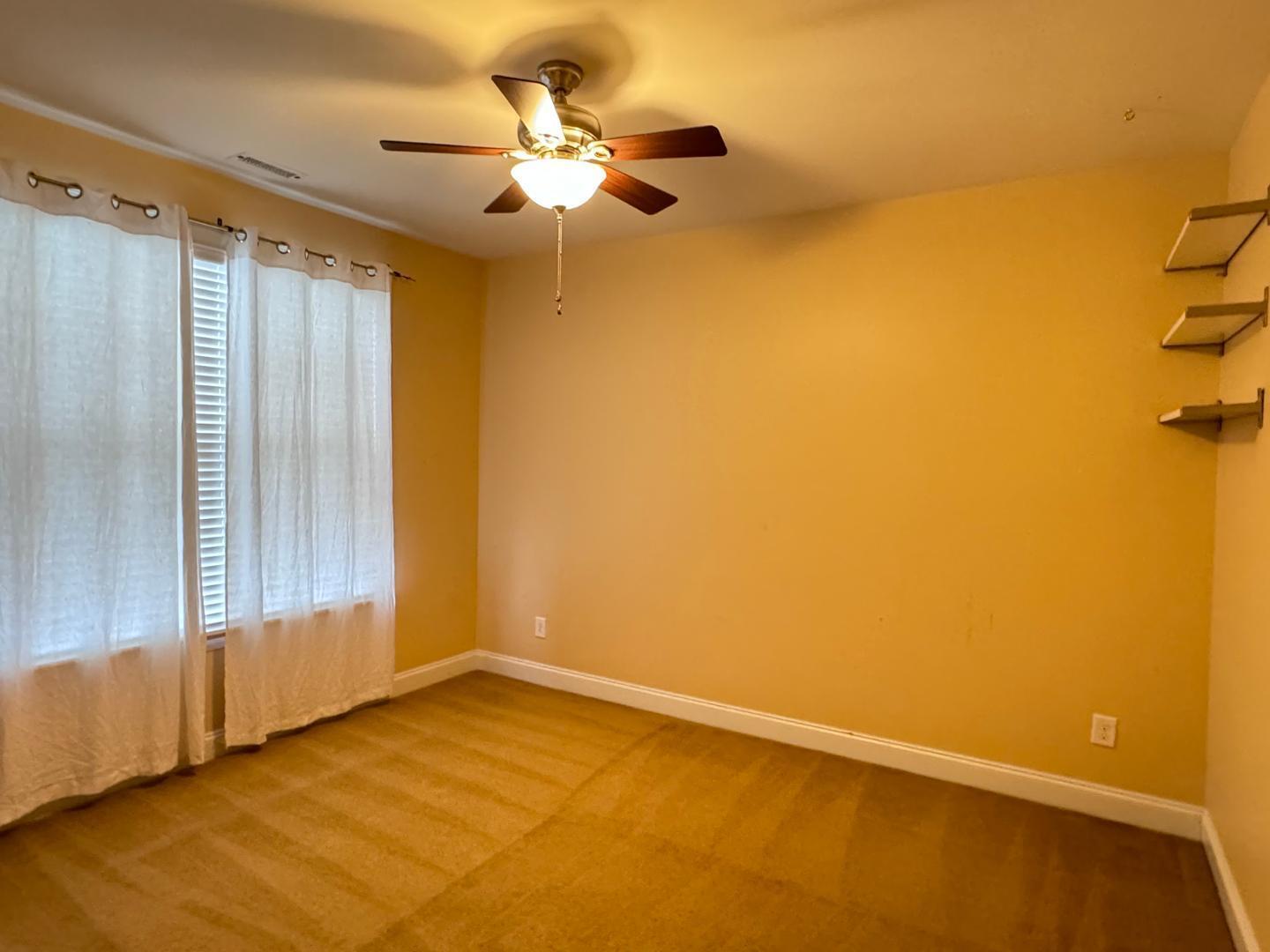 103 Sea Glass Court Property Photo 3