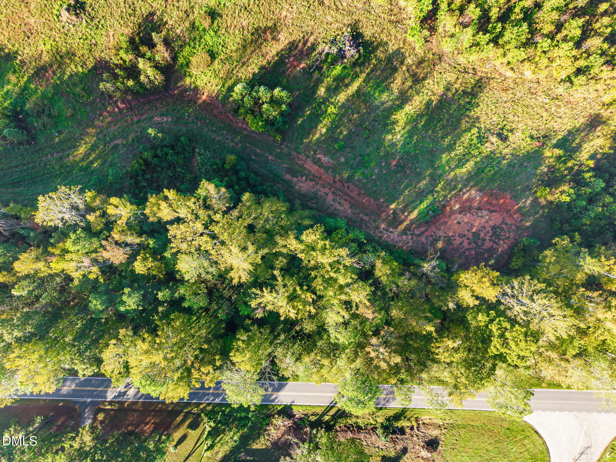 8001-8025 Cornwall Road Property Photo 4