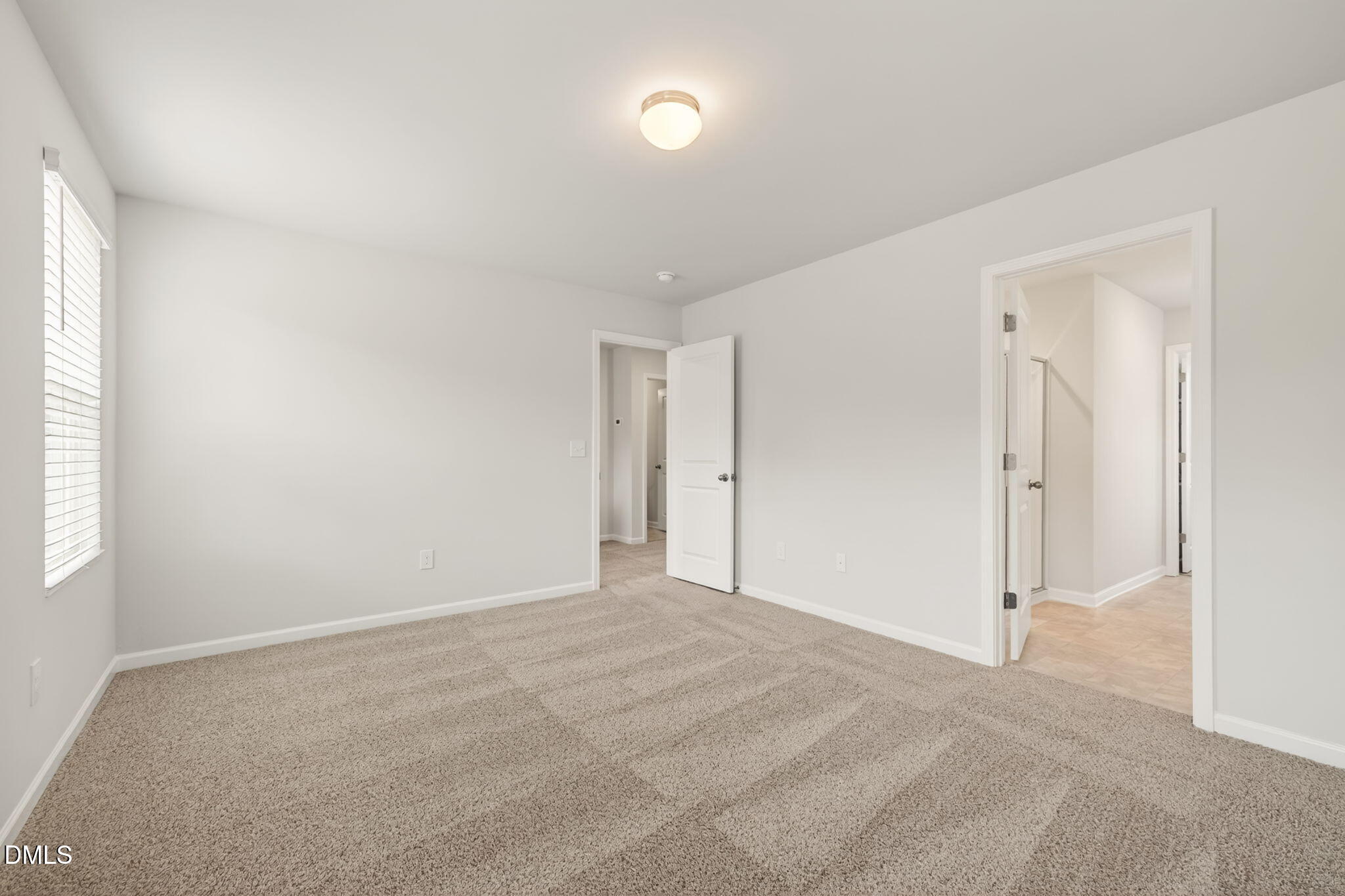 98 Stout Landing Property Photo 14