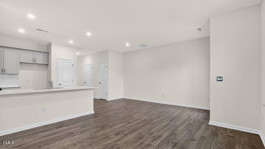 391 Freestall Drive Property Photo 14