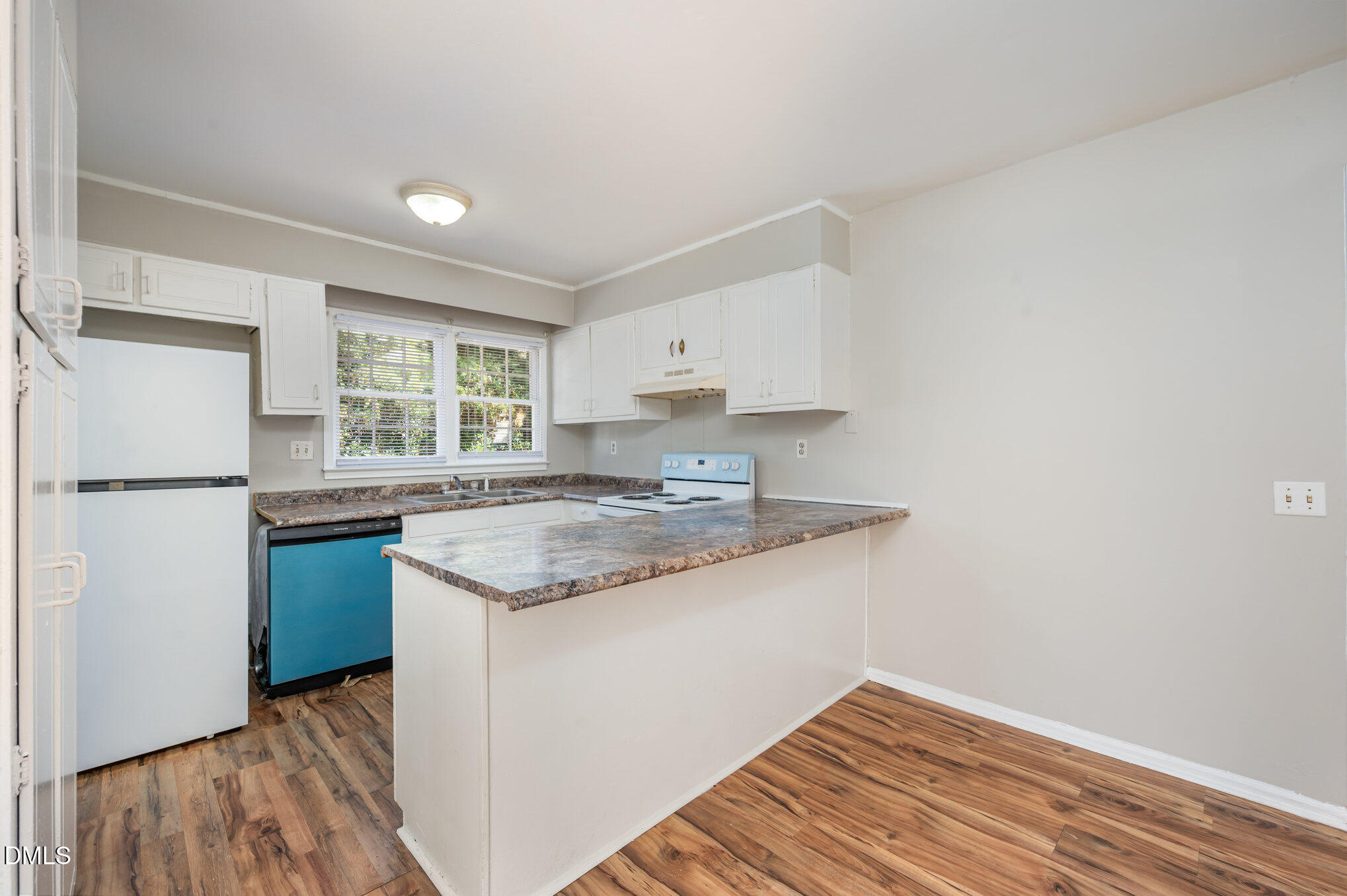104 Deblyn Court Property Photo 8