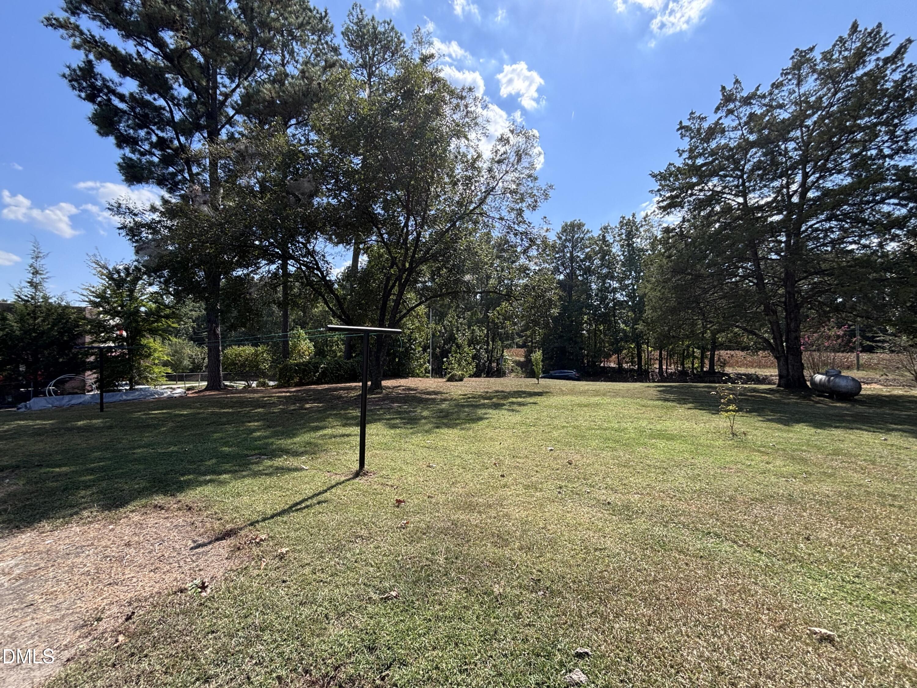 3007 S Smithfield Property Photo 6