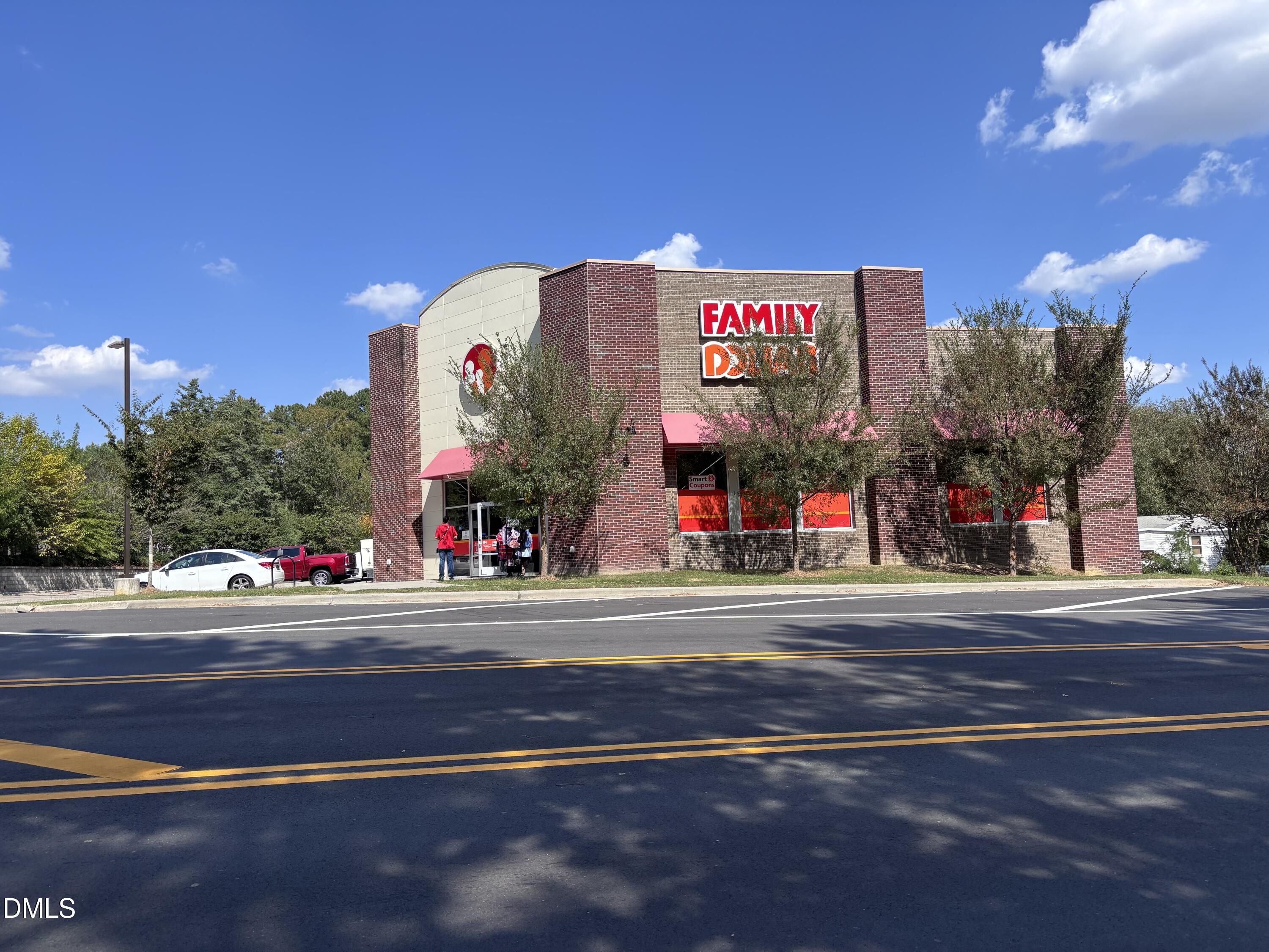 3007 S Smithfield Property Photo 7