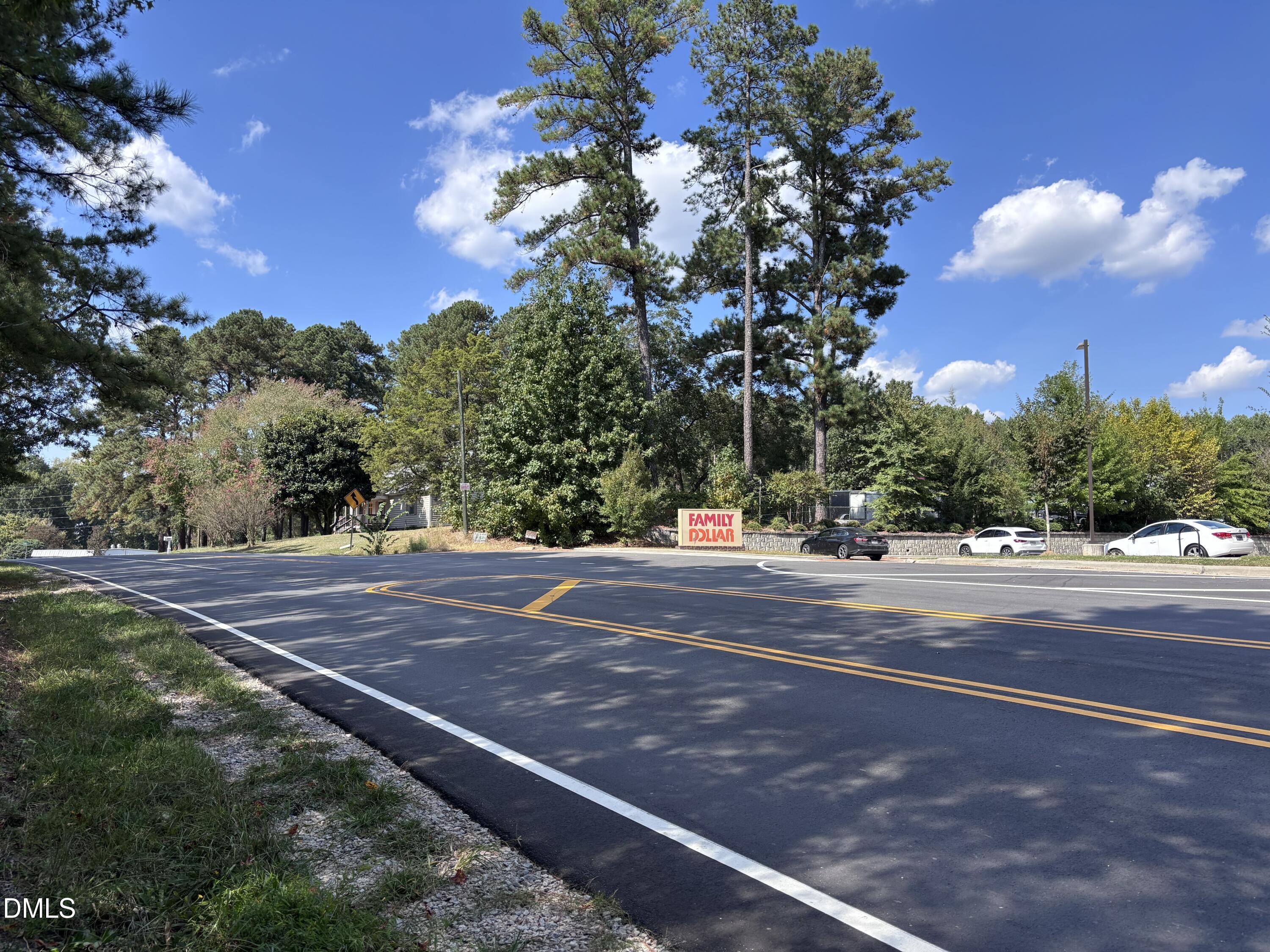 3007 S Smithfield Property Photo 9