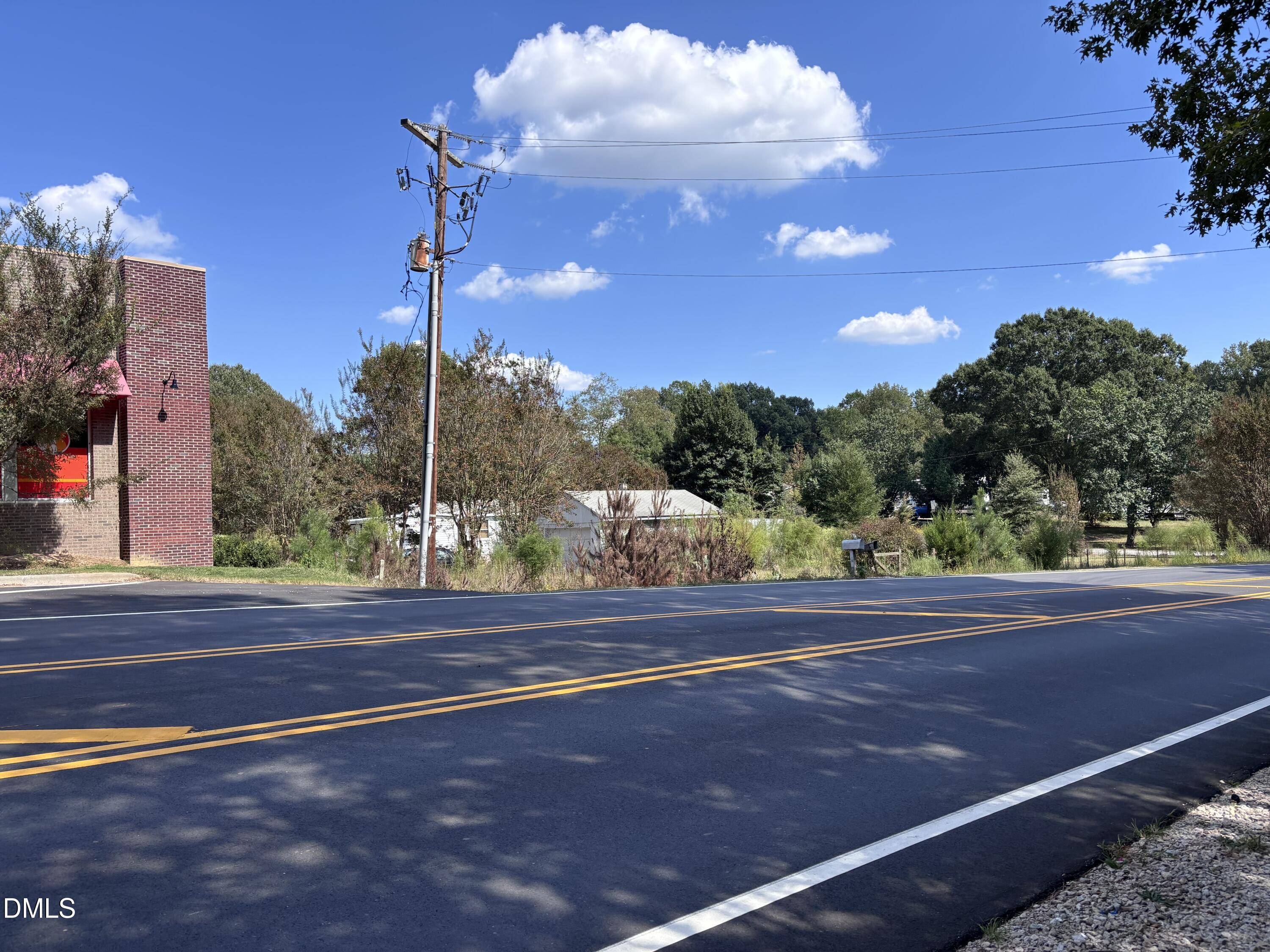 3007 S Smithfield Property Photo 12