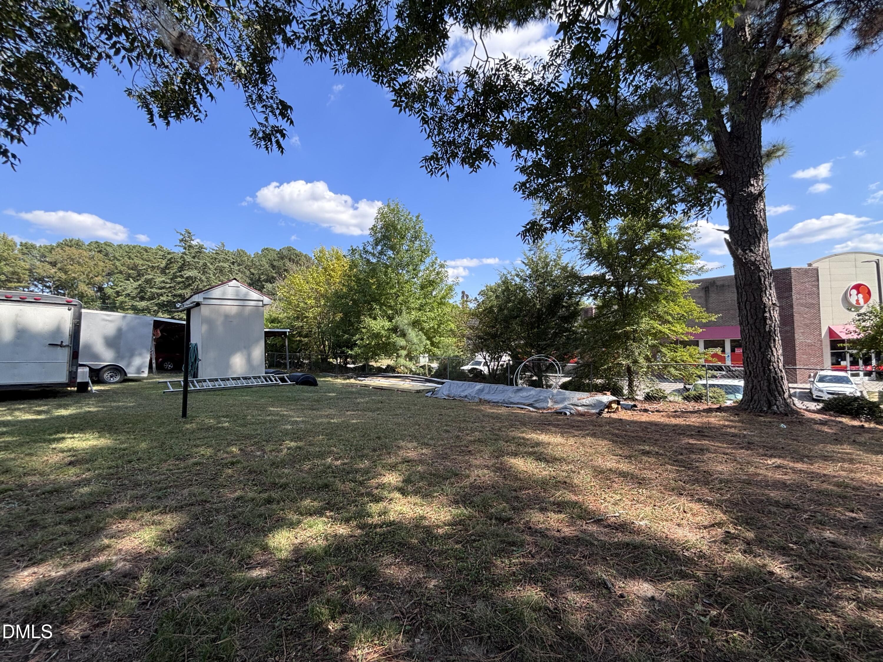 3007 S Smithfield Property Photo 22