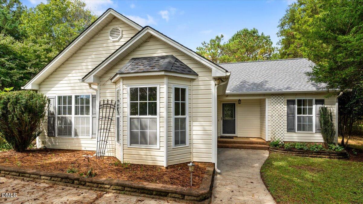 4058 Whispering Oaks Court Property Photo 1