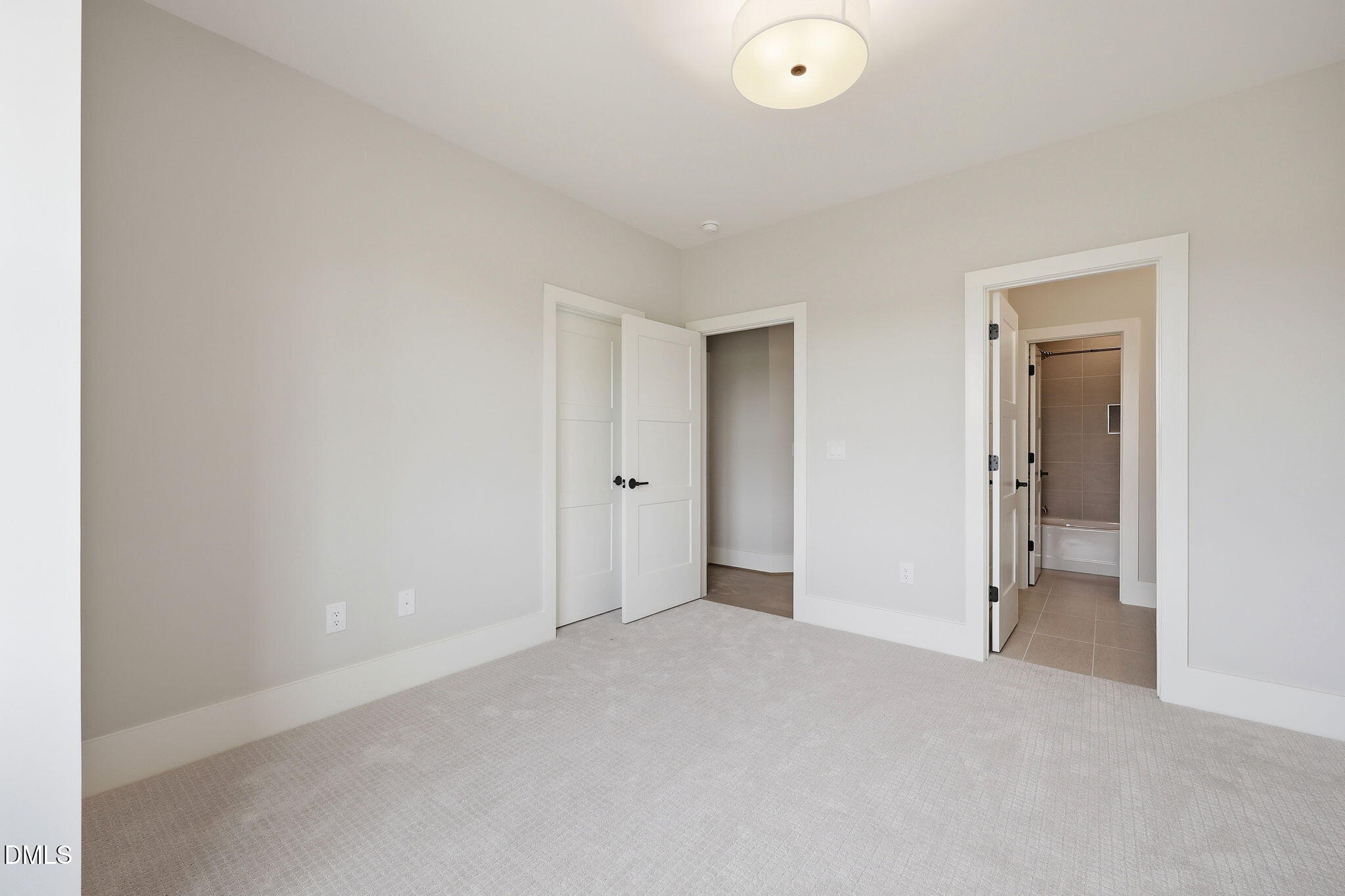 5848 Carriage Gate Drive Property Photo 27