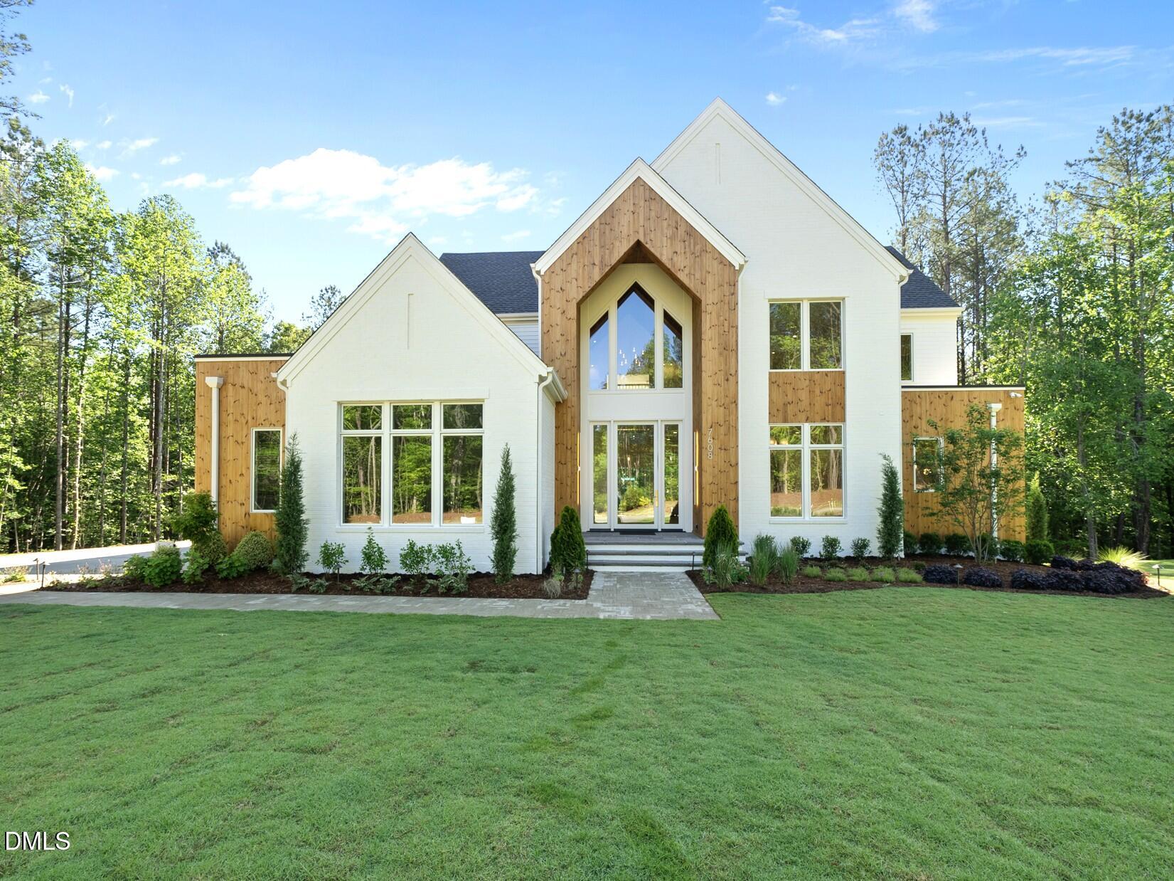 7608 Falls Creek Lane Property Photo 1