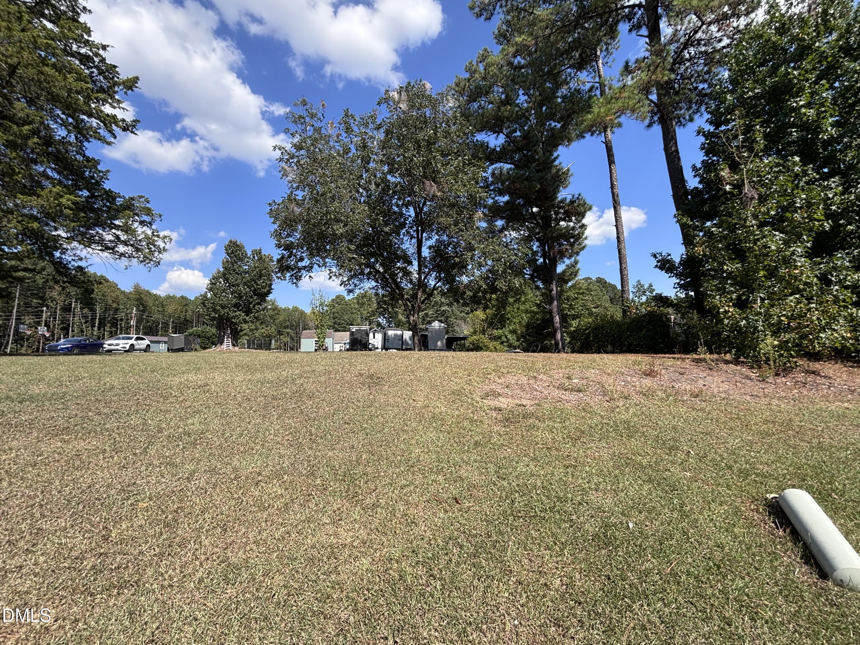 3007 S Smithfield Road Property Photo 8