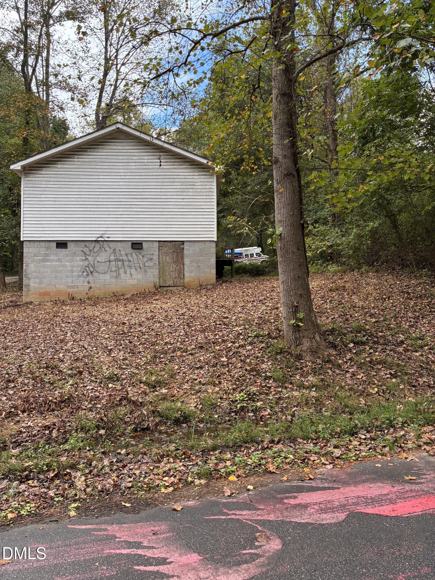 1100 Booker Street Property Photo 2