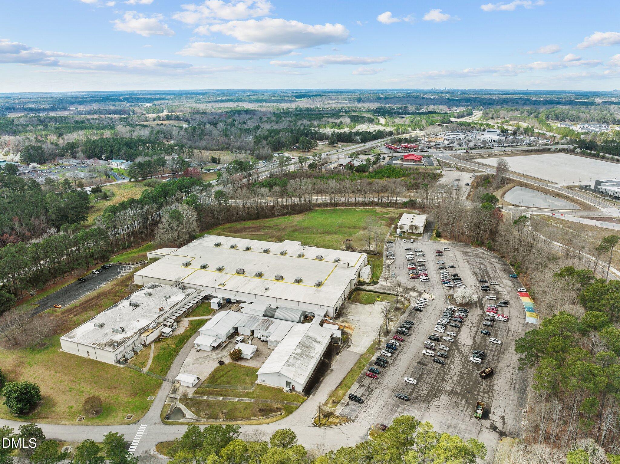 951 Wendell Boulevard Property Photo 4