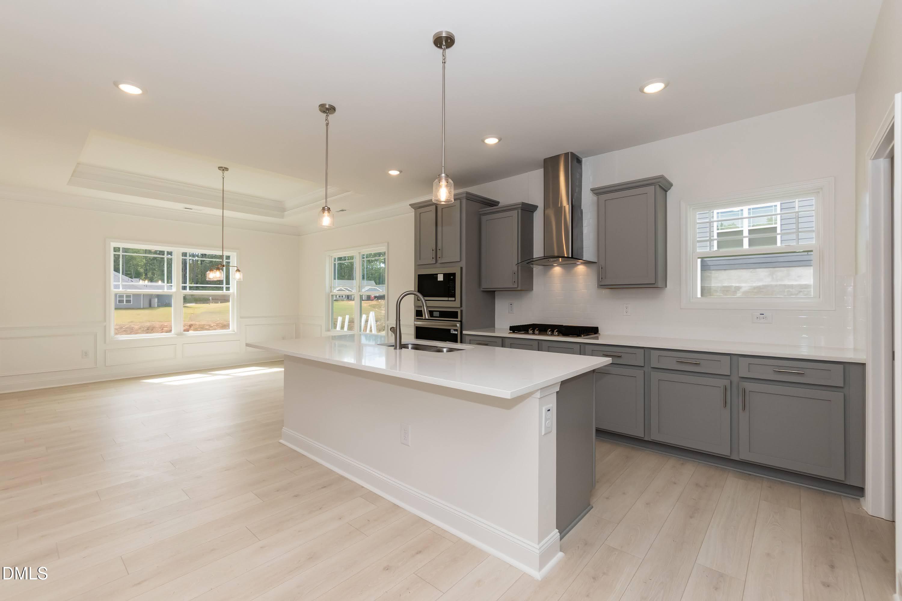 80 Leslie Court Property Photo 18