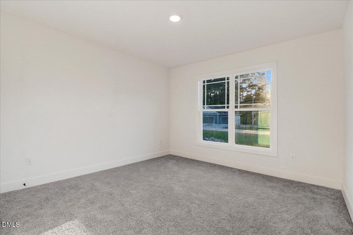 80 Leslie Court Property Photo 29
